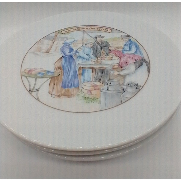 APILCO France Porcelain Plates Set/3 Cheese Motif Brie Roquefort Reblochon 7" - Picture 9 of 11